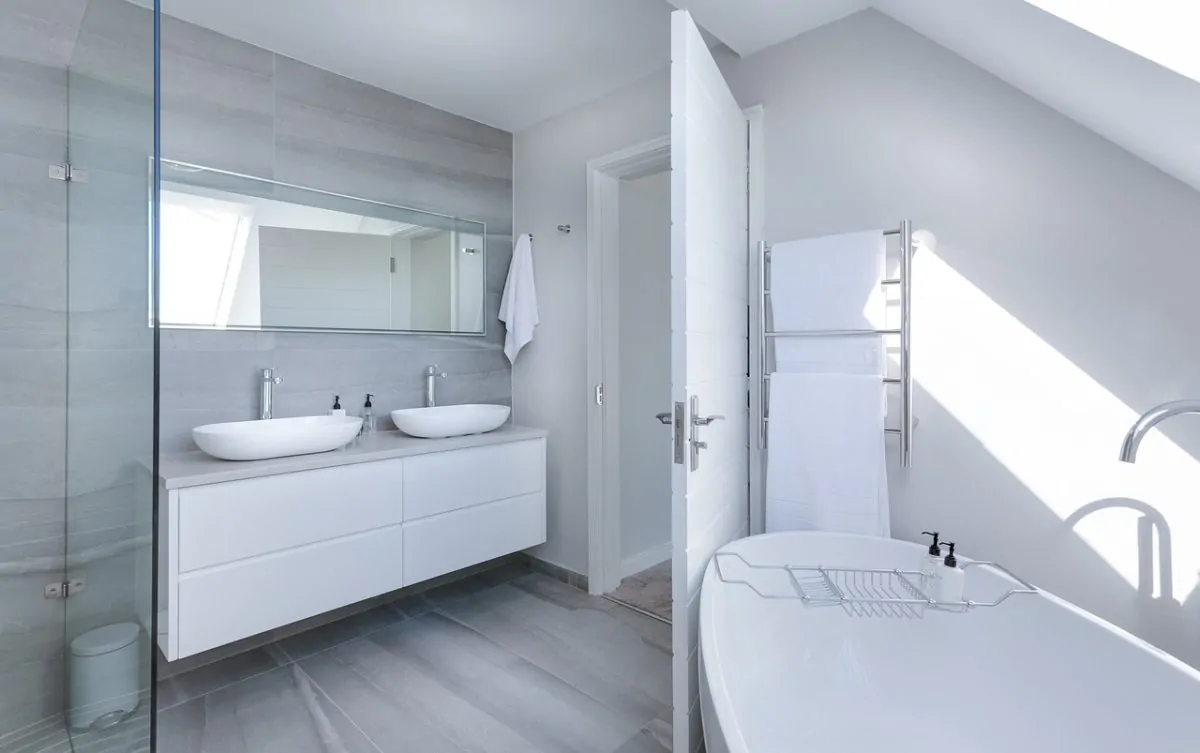 Salle de bains au sous-sol : comment réussir son aménagement ?